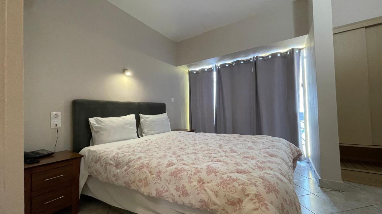 Hotel Atlanta Patras Esterno foto