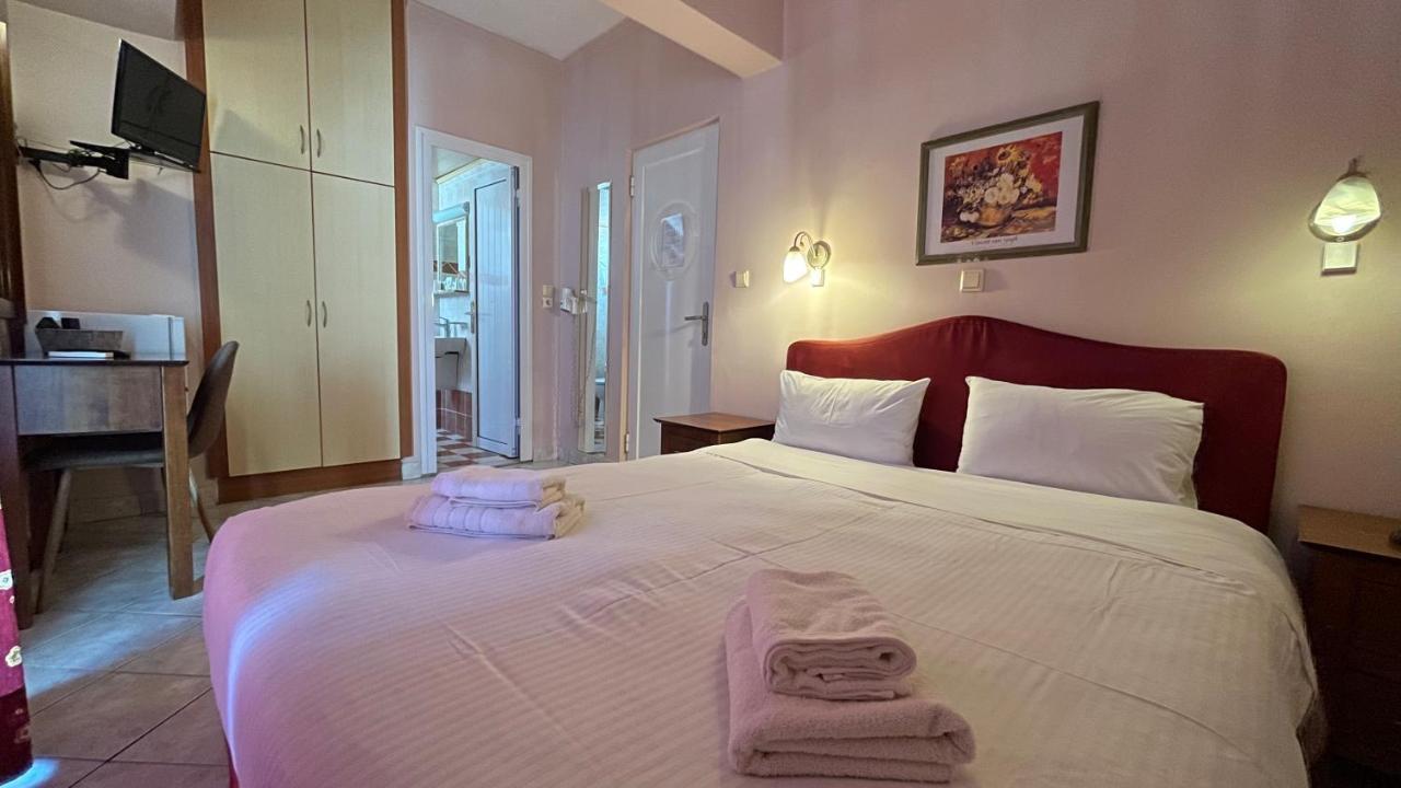 Hotel Atlanta Patras Esterno foto